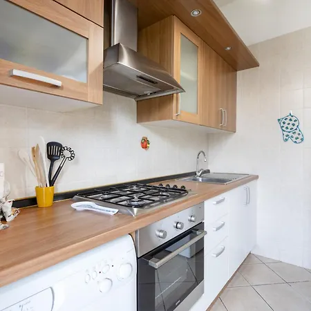 Elisa's - With Garden Villa Bari